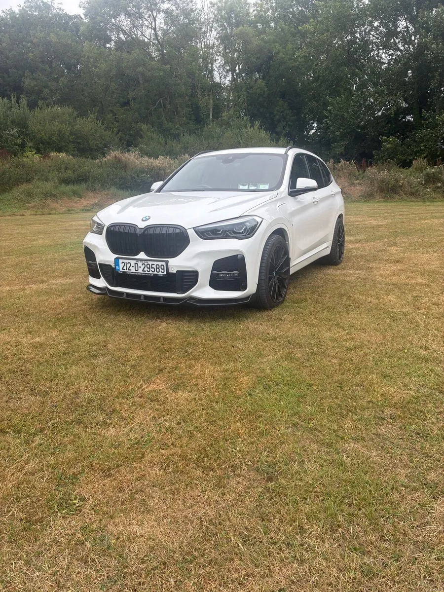 Image 1 of 6