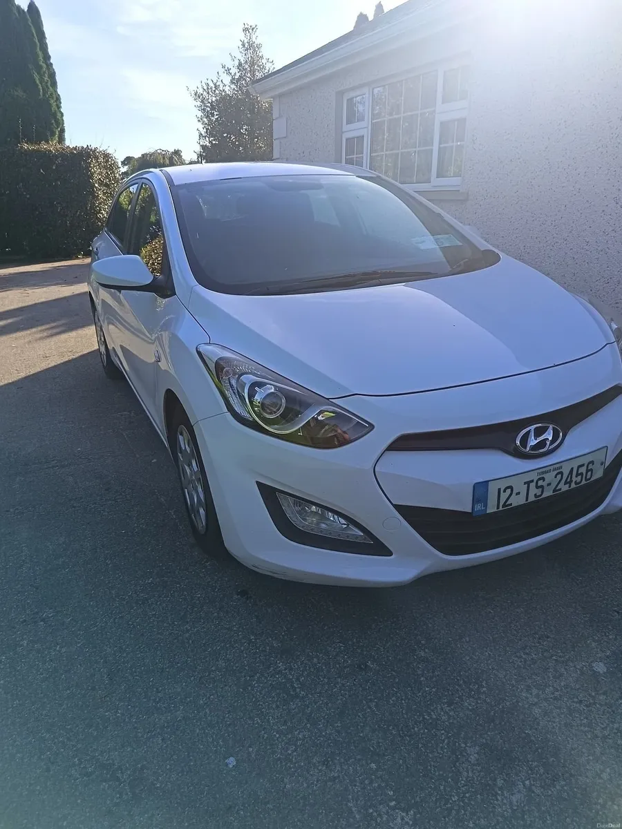 Hyundai i30 2012 - Image 2