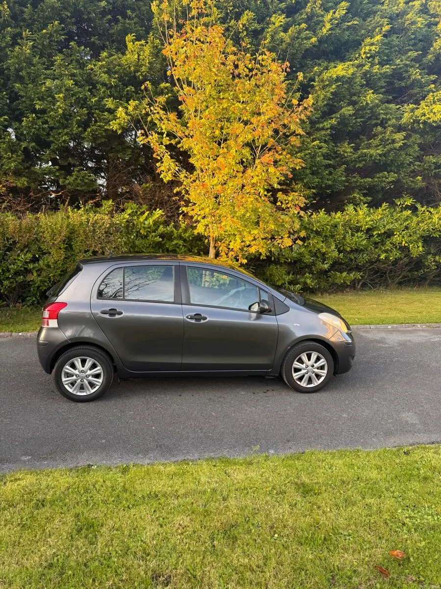 Toyota Yaris 2011 1 litre sport - Image 3