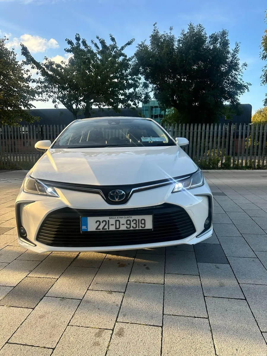 Toyota Corrolla hybrid - Image 1