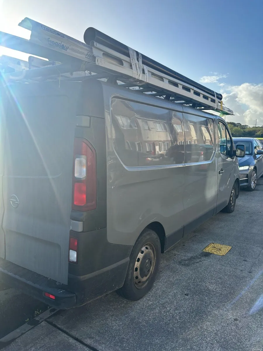 Opel vivaro tax & test 08/27 CHEAP - Image 6