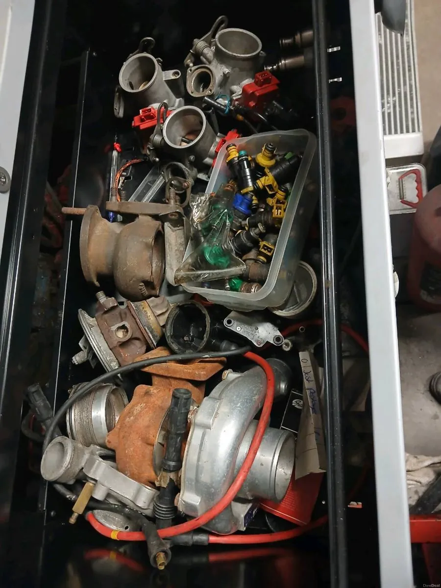 Sierra cosworth parts. - Image 2