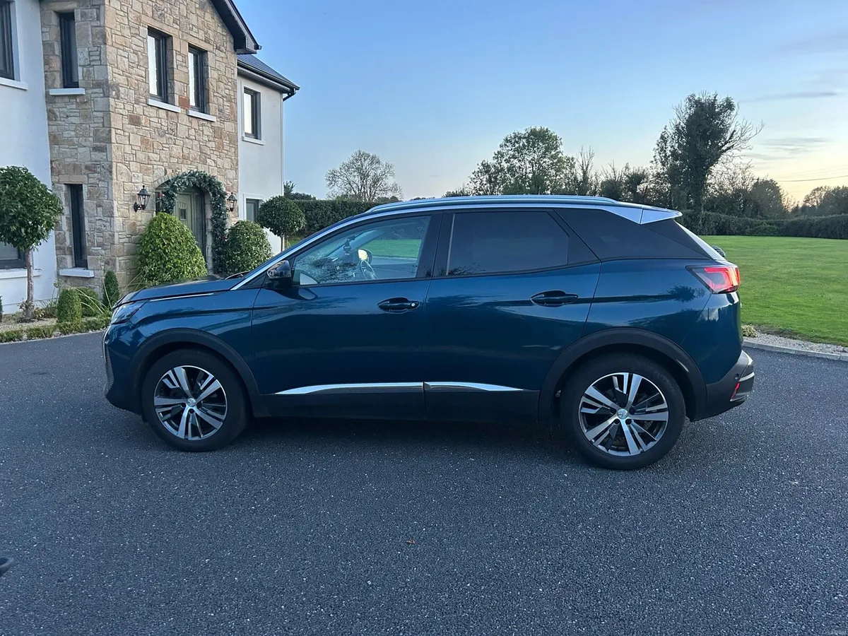 Peugeot 3008 2022 - Image 3