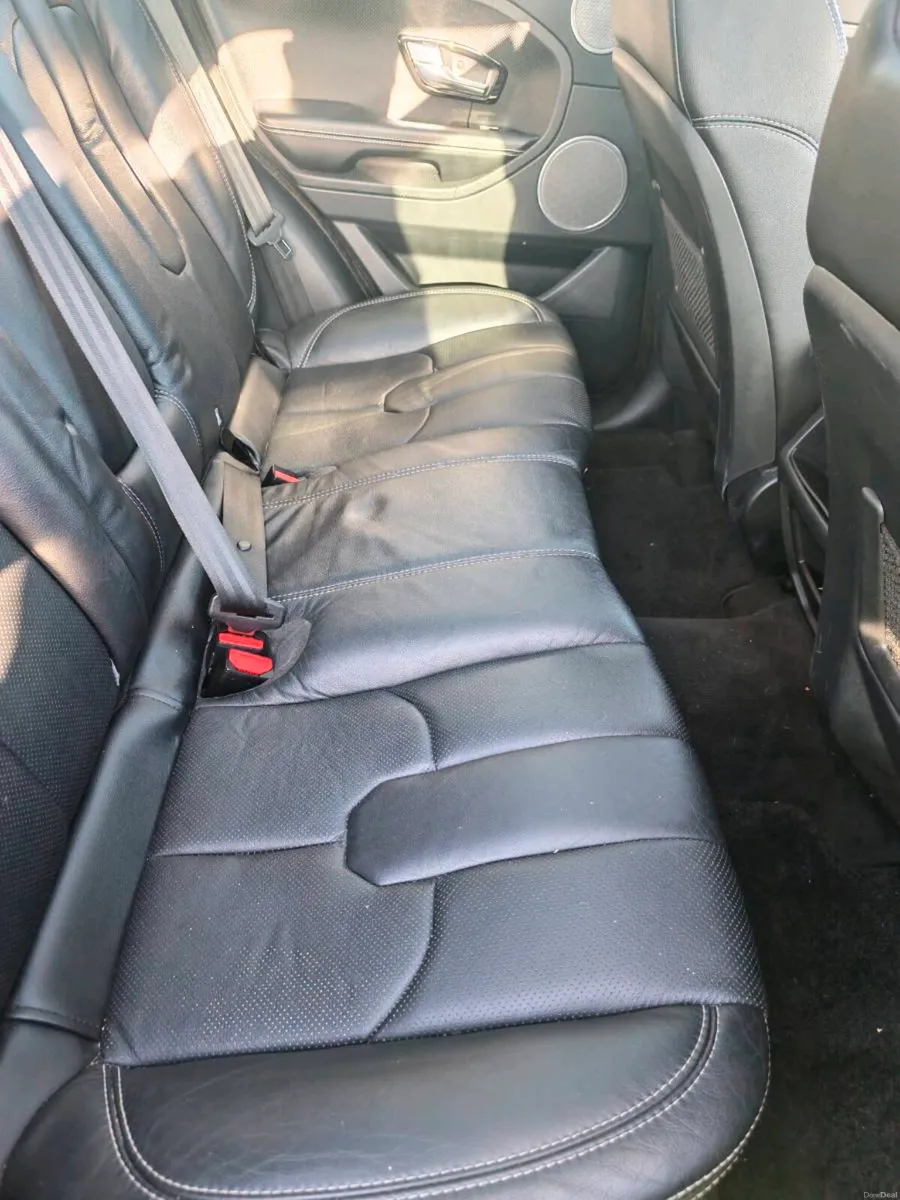 Range Rover evoque 2.2 auto . bargain - Image 5