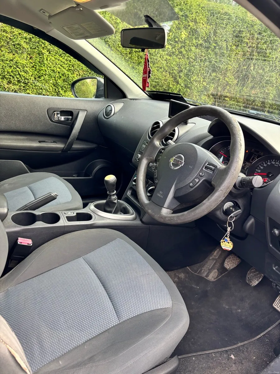 Image 6 of 9
