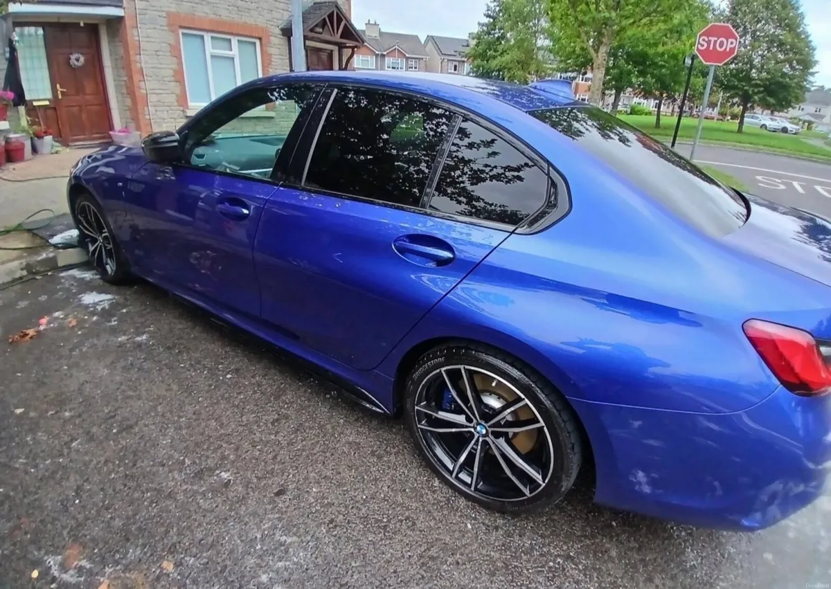 BMW 3-Series 2021 - Image 4