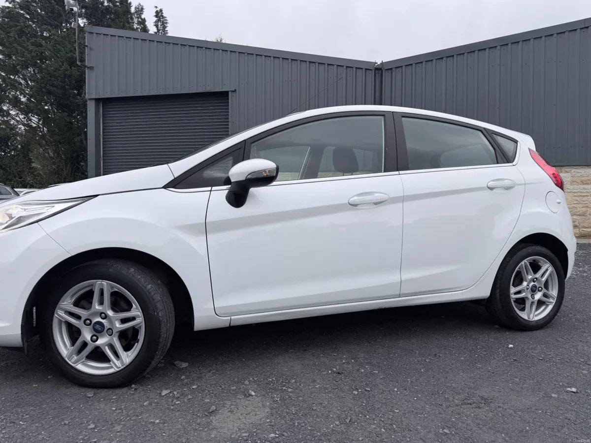 Ford Fiesta 151’ Titanium 1.25 LOW MILEAGE - Image 5