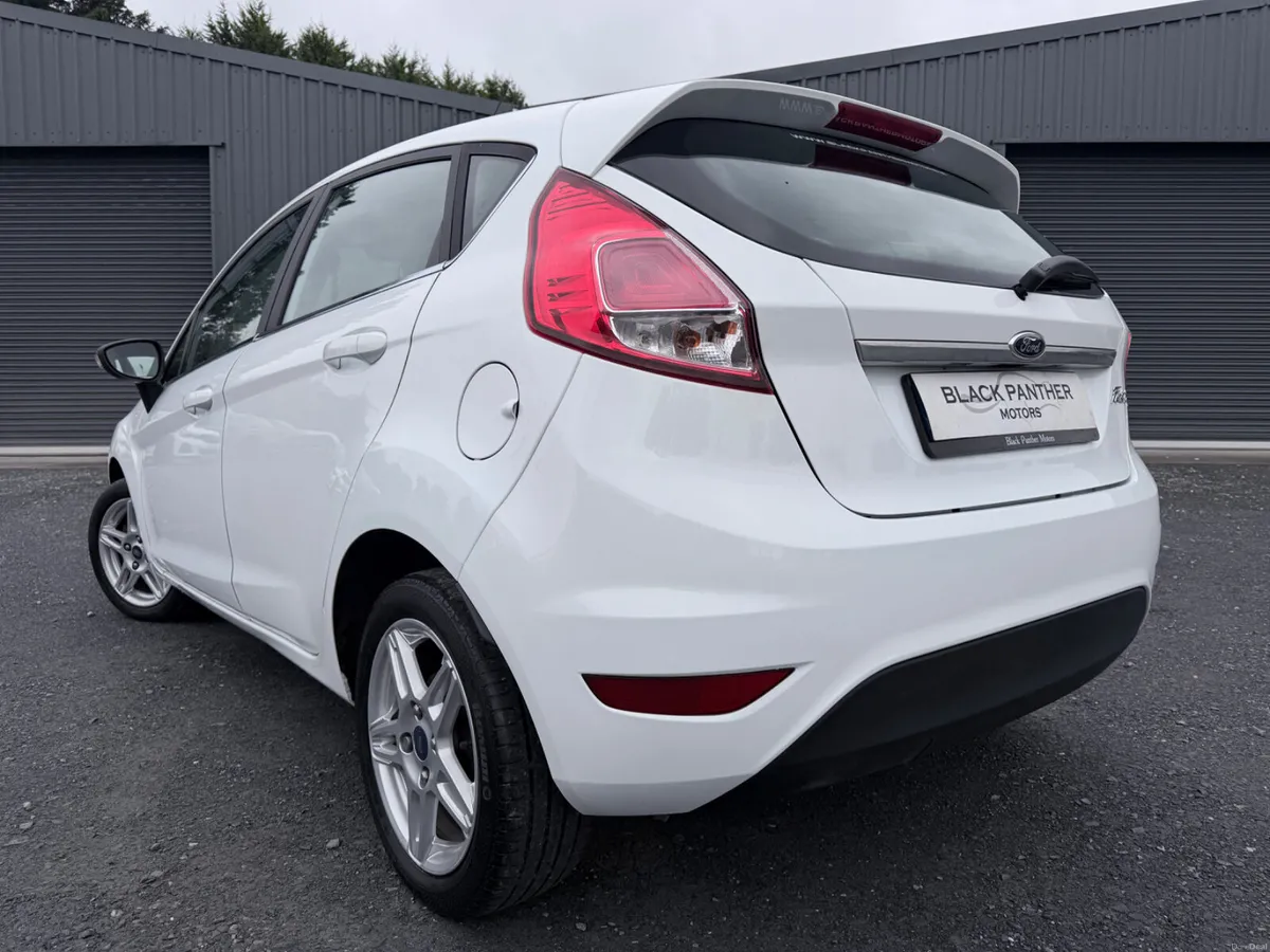 Ford Fiesta 151’ Titanium 1.25 LOW MILEAGE - Image 3