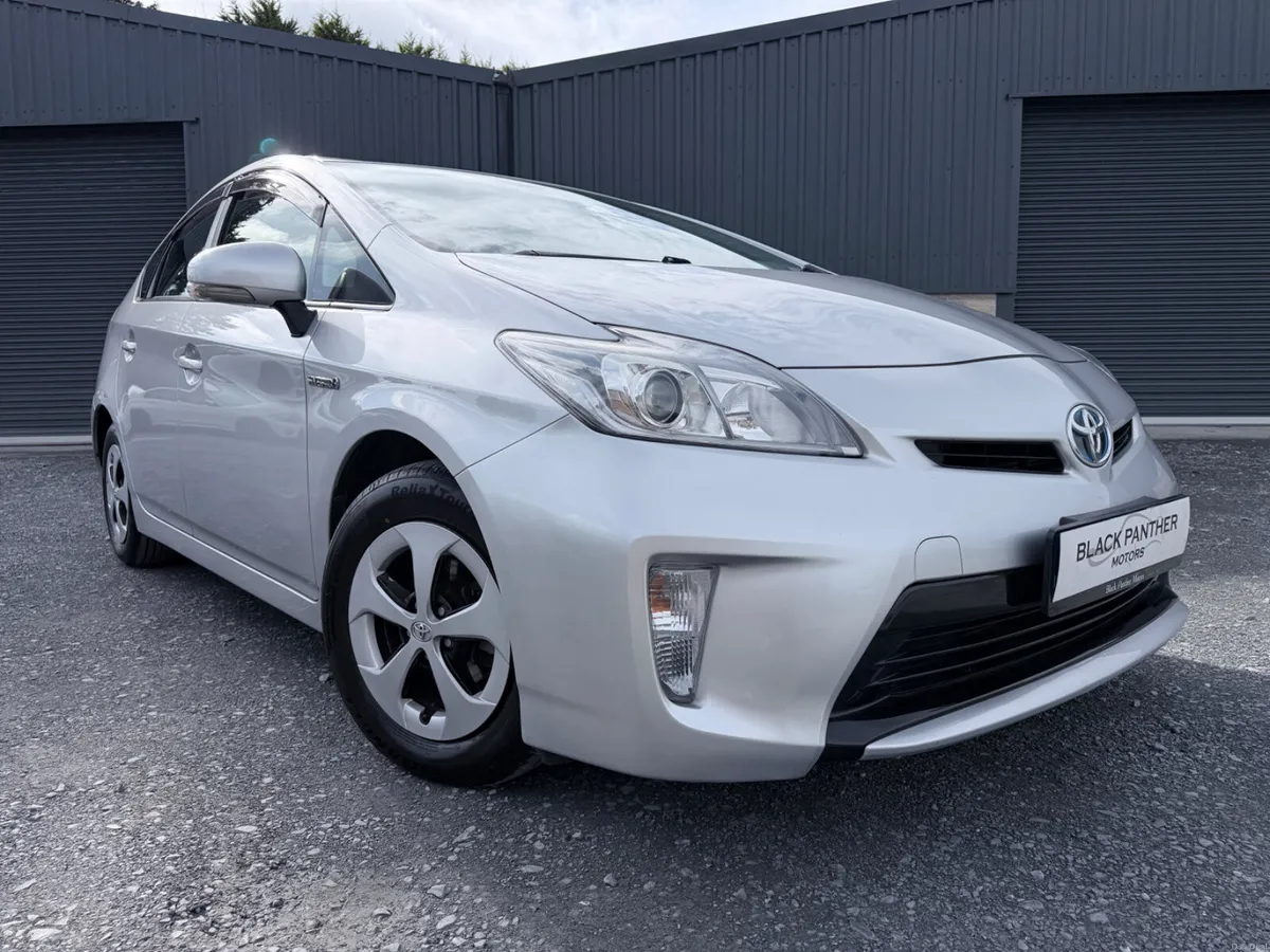 Toyota Prius 152’ 1.8 Petrol/Hybrid LOW MILEAGE - Image 1