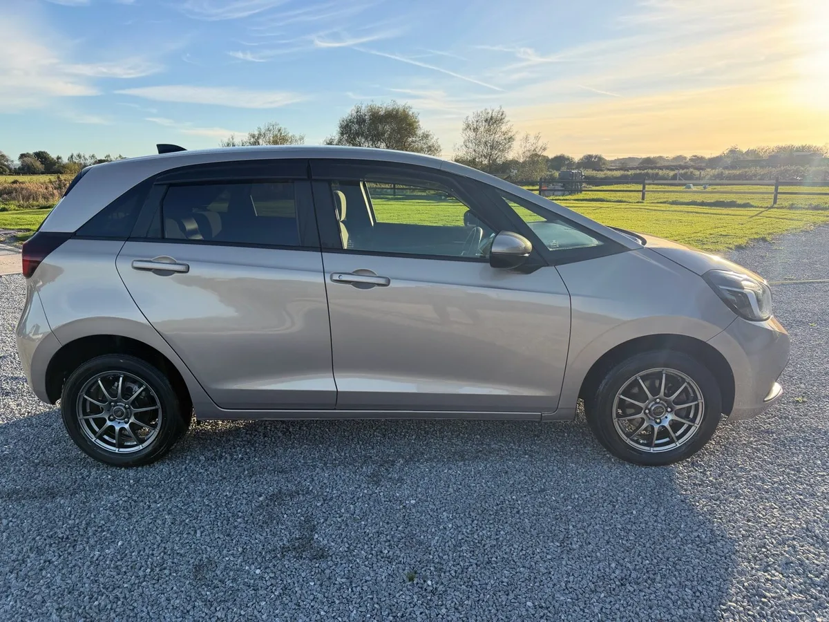 2023 Honda FIT Low KMS - Image 5