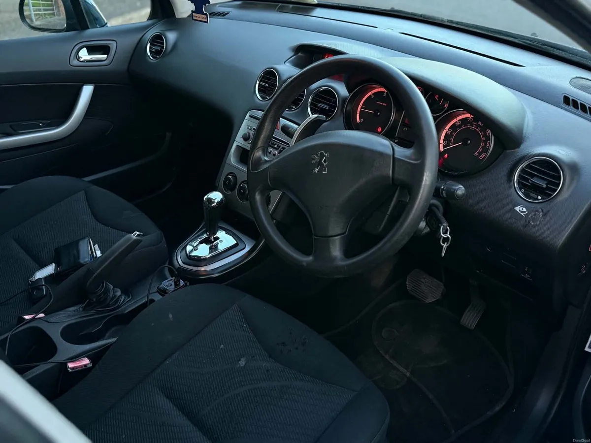 AUTOMATIC 2010 Peugeot 308 1.6 Diesel - Image 4