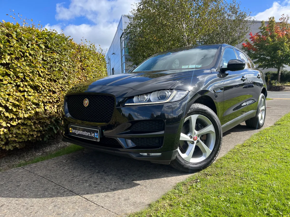 Jaguar F-Pace 20  2.0 D 180PS  FSH/New Nct 08/28 - Image 3