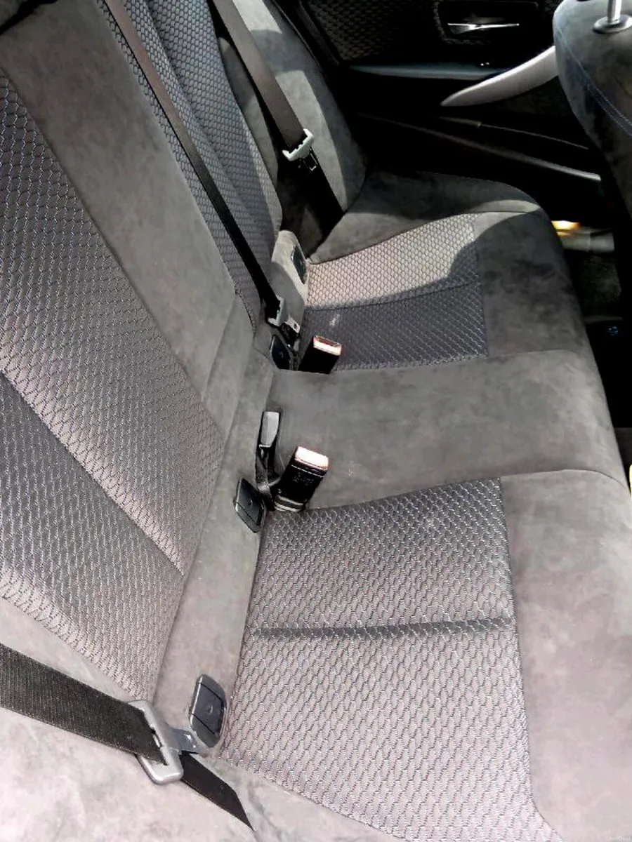 162 BMW 320i M-Sport B48 Saloon Auto - Image 4