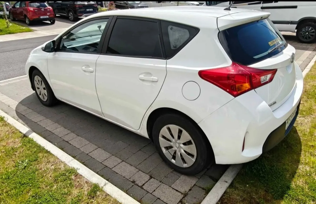 Toyota Auris 2014 two seater - Image 5