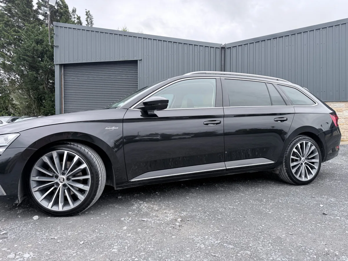 Skoda Superb 201’ Laurin&Klement AUTOMATIC/LOW KM - Image 5