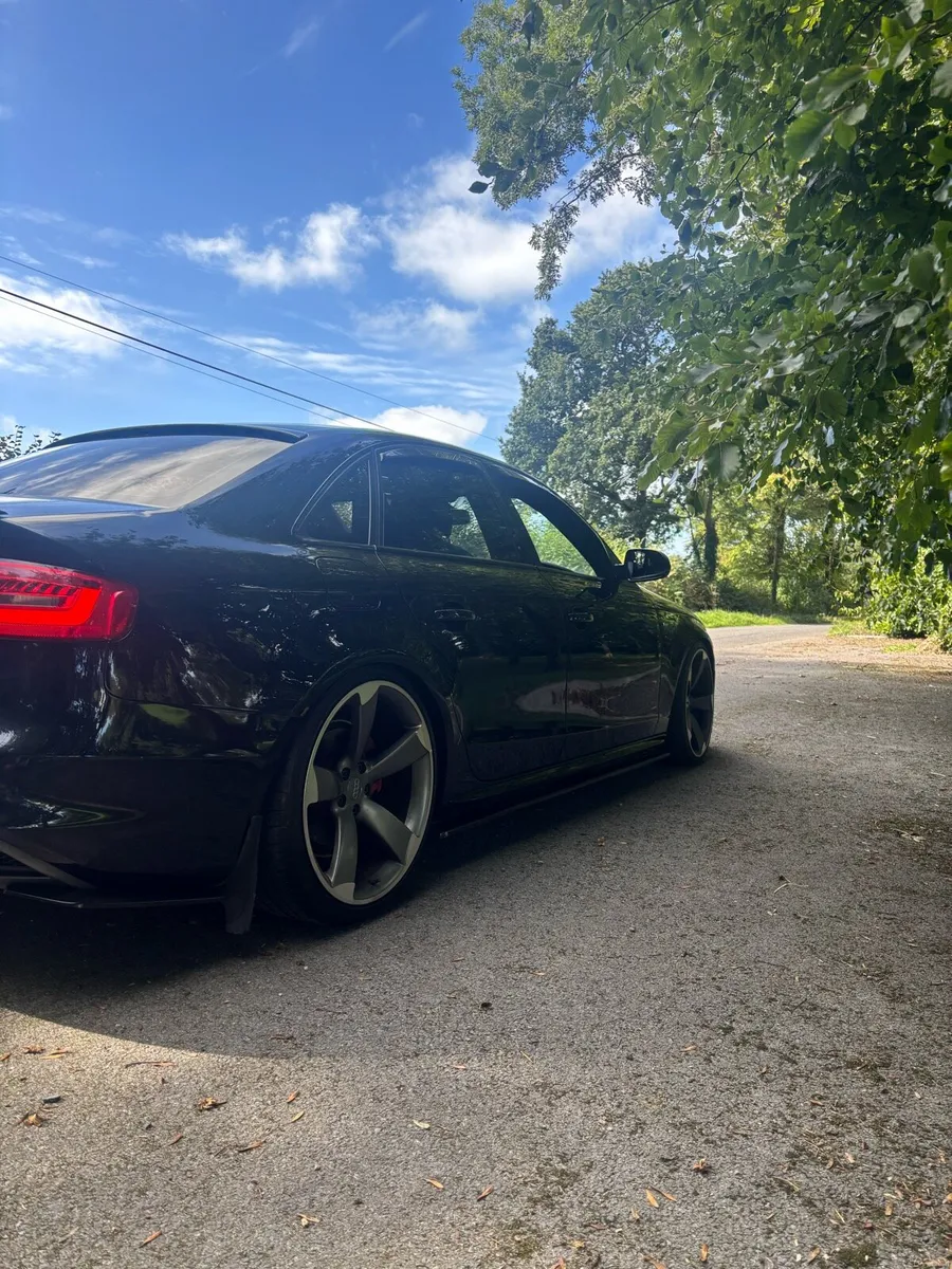 Audi a4 b8.5 black addition sline - Image 6