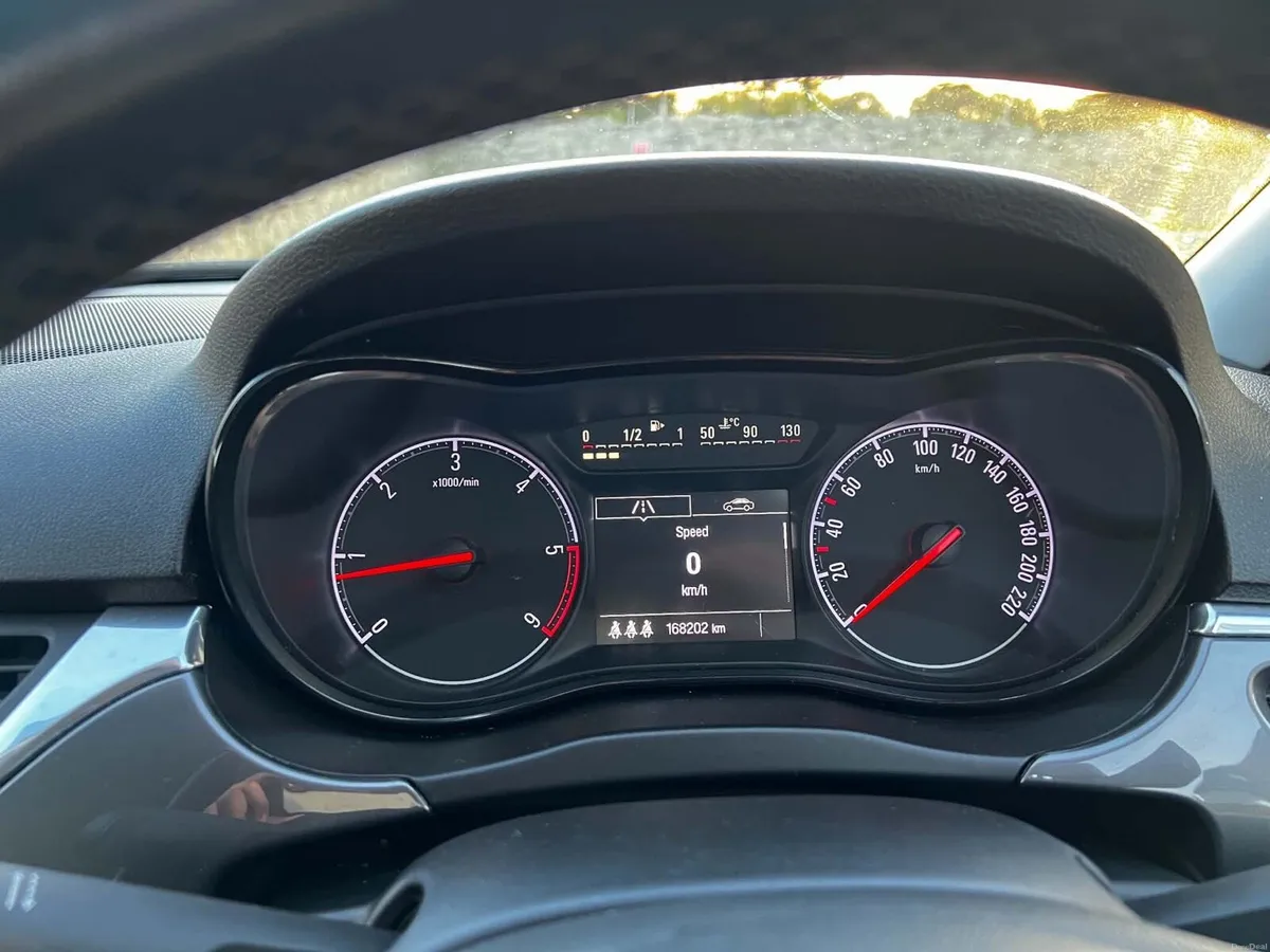Opel Corsa 1.3Cdti 2016 - Image 6