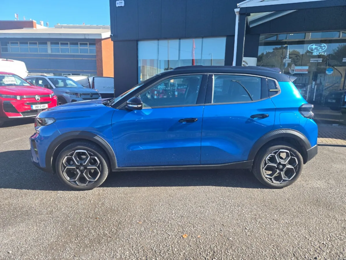 Citroen C3 PLUS PURETECH 100 MY30 4DR - Image 2