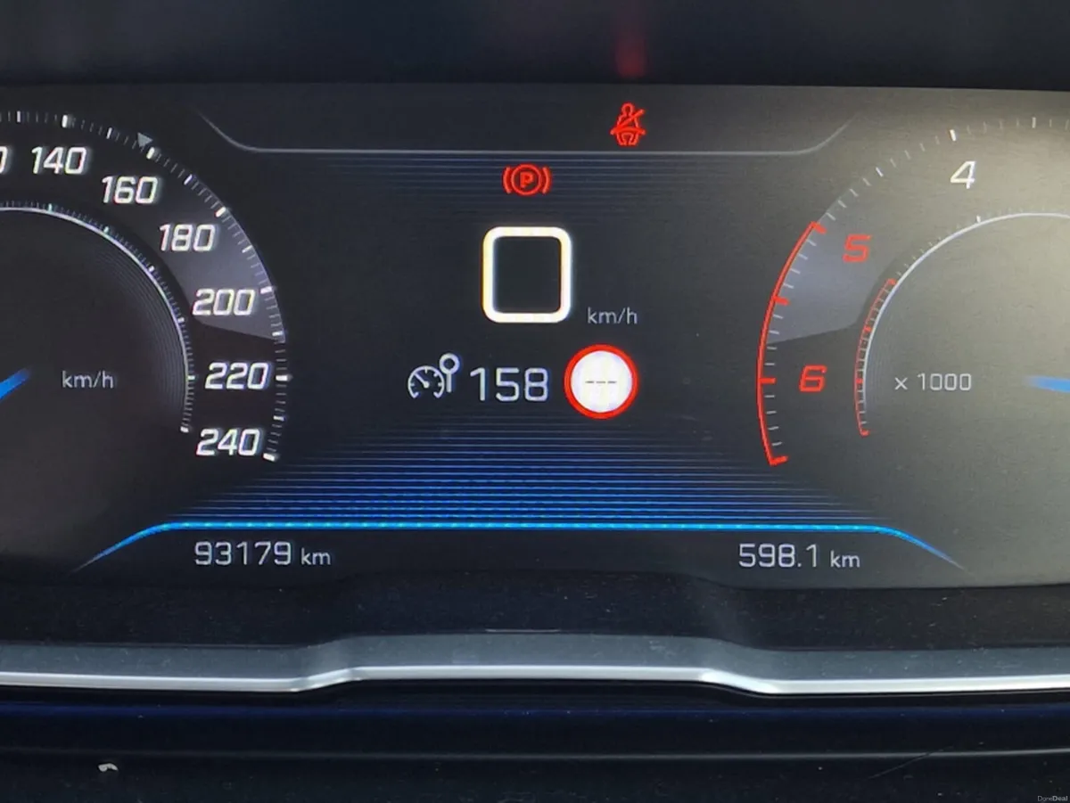Peugeot 5008 LOW MILEAGE, 7 SEATER, 7seater - Image 2