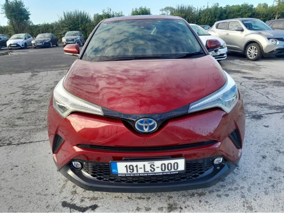 Toyota C-HR 1.8 Hybird - Image 2
