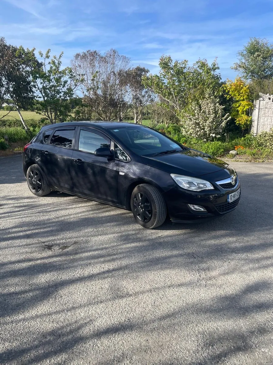 Vauxhall Astra - Image 4