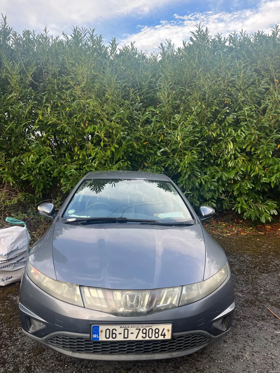 Honda Civic 2006 - Image 2
