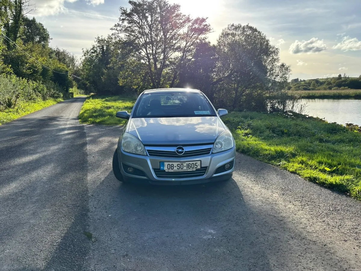 Opel Astra 1.4 petrol - Image 2