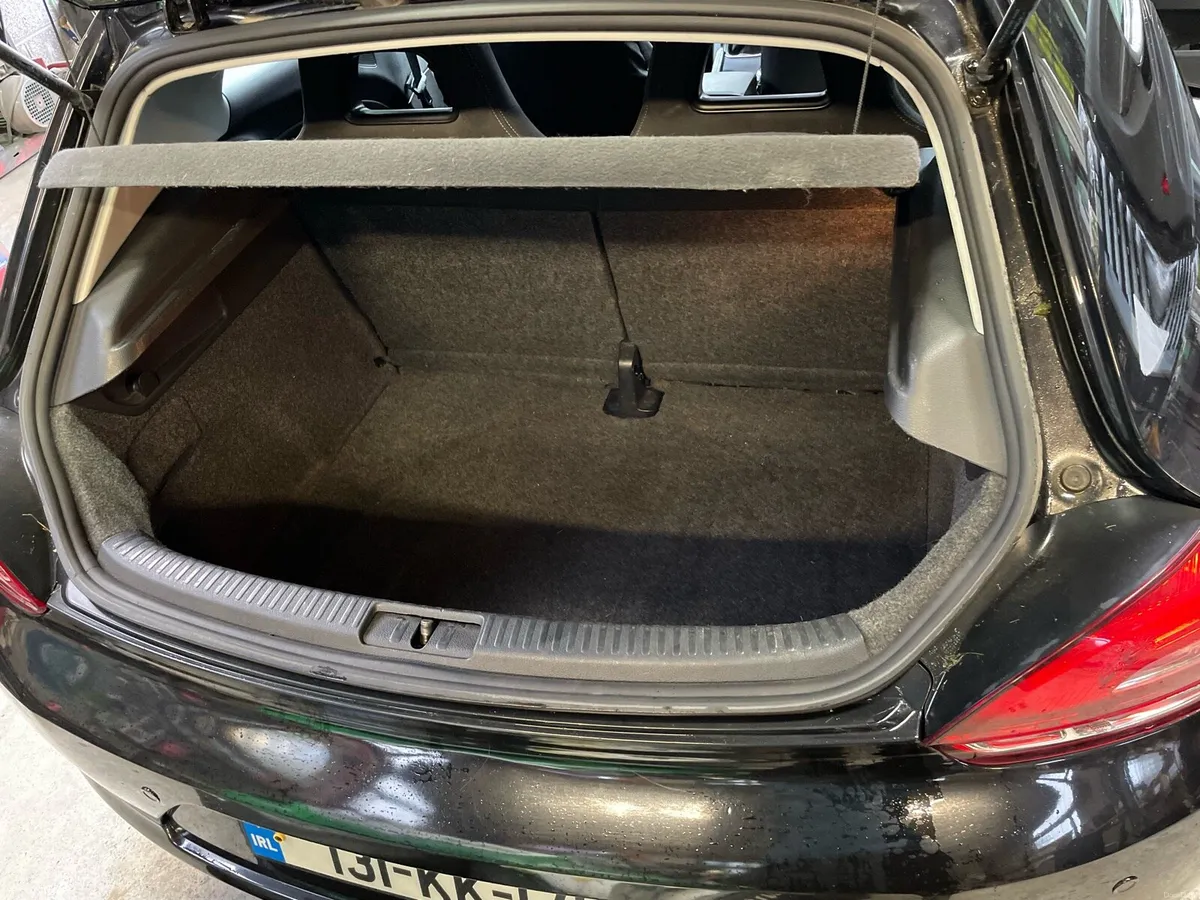 Car - Image 5