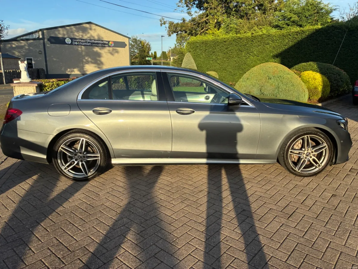 Mercedes-Benz E-Class D SERIES 4DR AUTO - Image 4