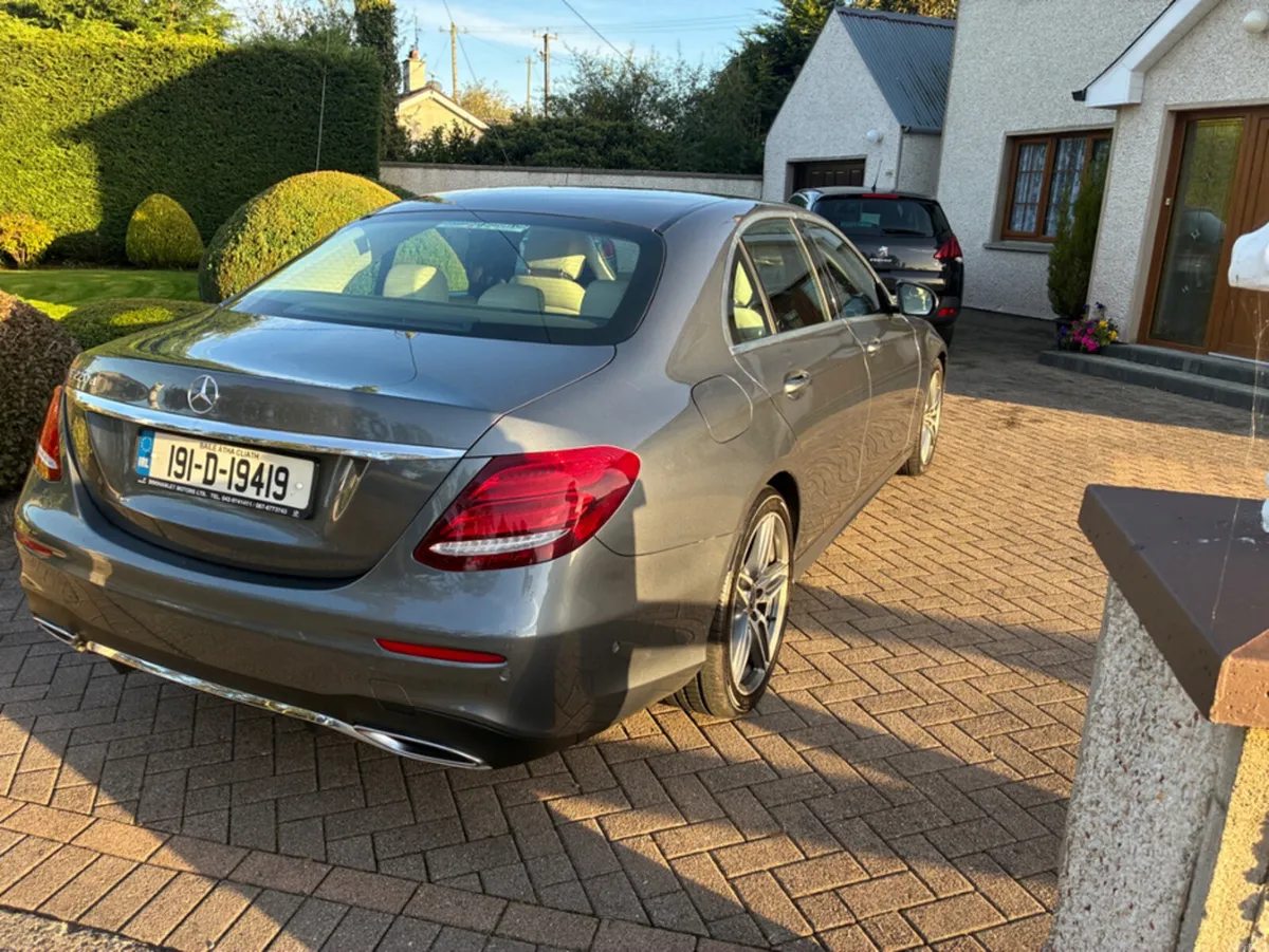 Mercedes-Benz E-Class D SERIES 4DR AUTO - Image 5