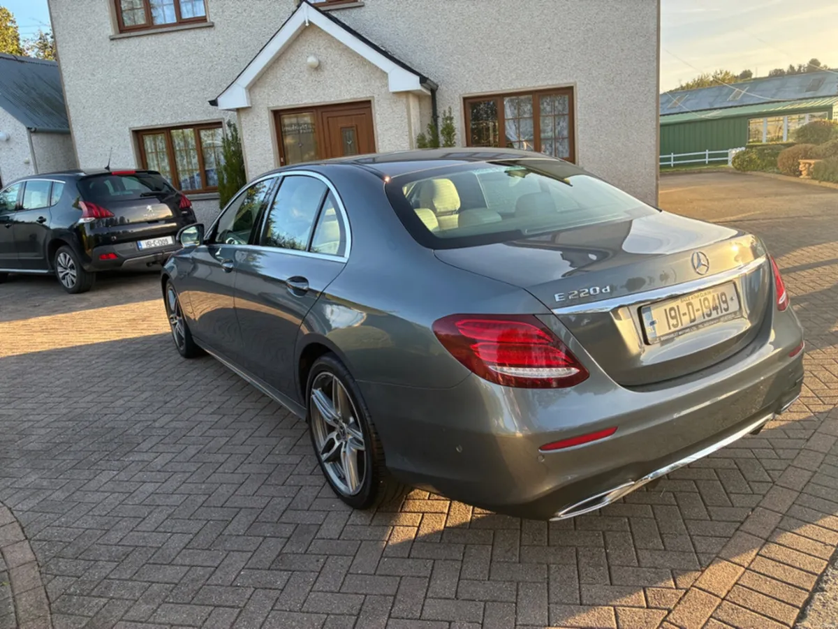 Mercedes-Benz E-Class D SERIES 4DR AUTO - Image 6