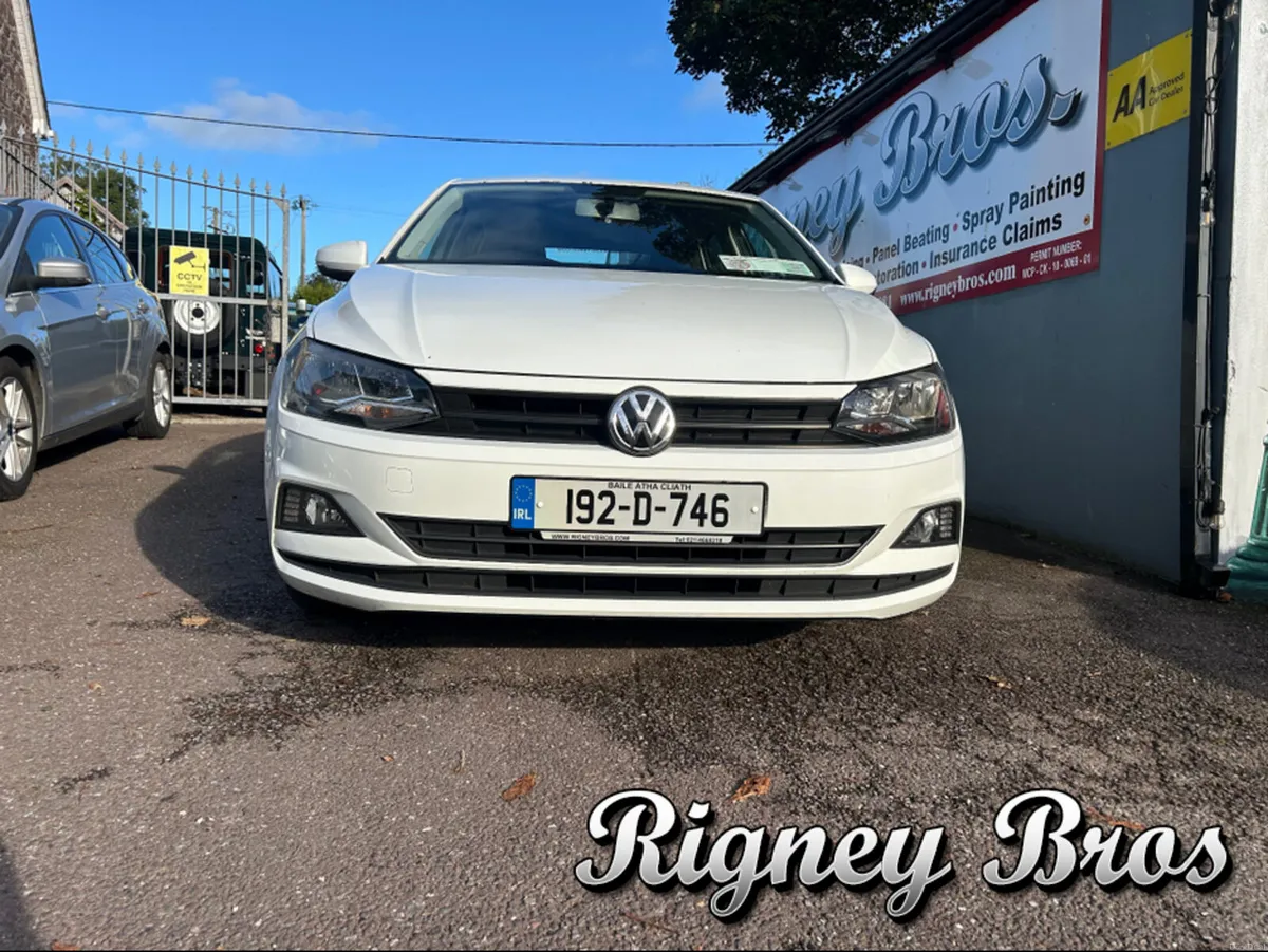 Volkswagen Polo TRENDLINE 1.0 MANUAL 5SPEED 65HP 5 - Image 2