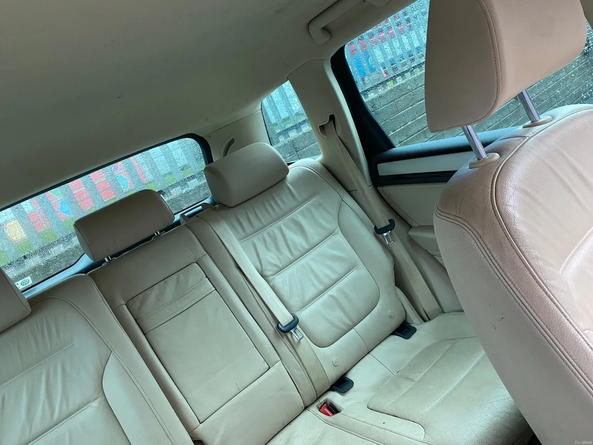 VW Touareg - Image 5