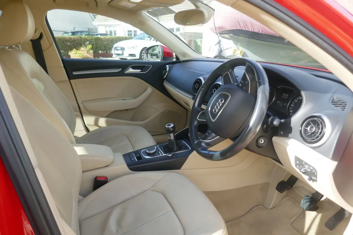 Audi A3 2015 Excellent condition - Image 4