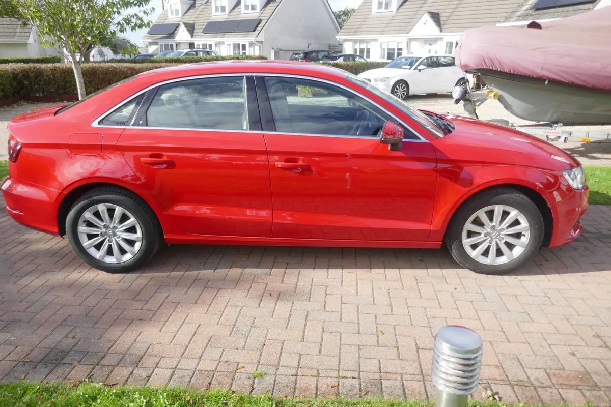 Audi A3 2015 Excellent condition - Image 6