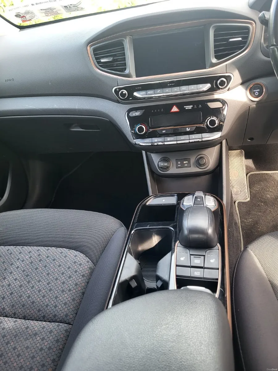 Hyundai IONIQ 2017 - Image 3
