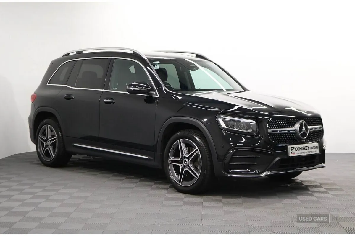 Mercedes-Benz GLB 200h MHEV AMG Line - Image 1