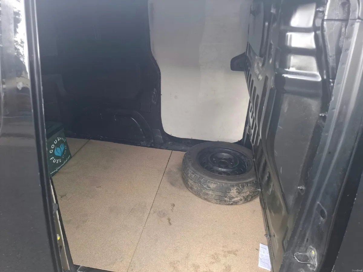 Nissan NV200 2013 1.5 diesel - Image 3