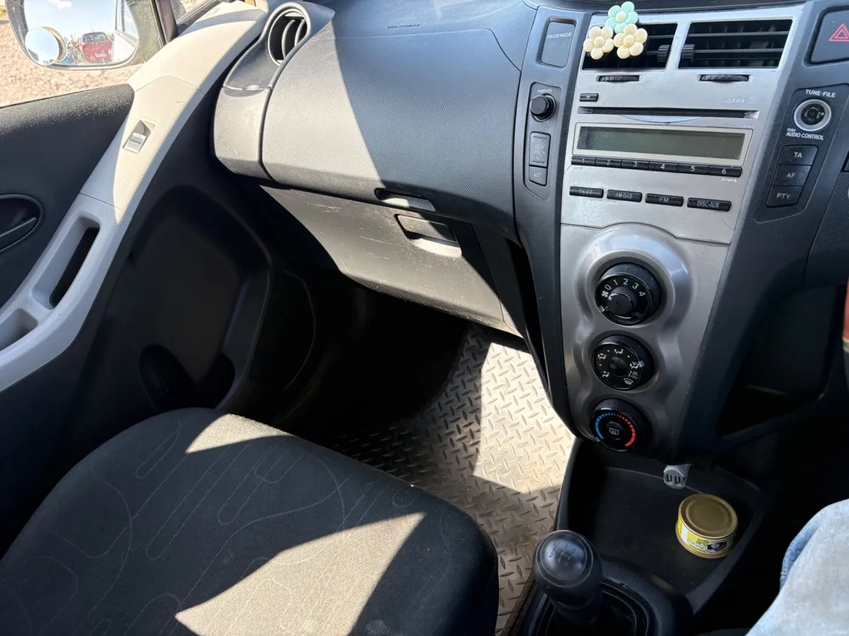 Toyota Yaris 2010 new NCT - Image 6