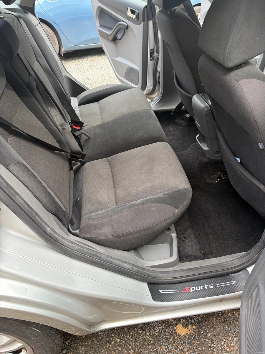 Ford Focus GHIA 1.8 Diesel - Image 4
