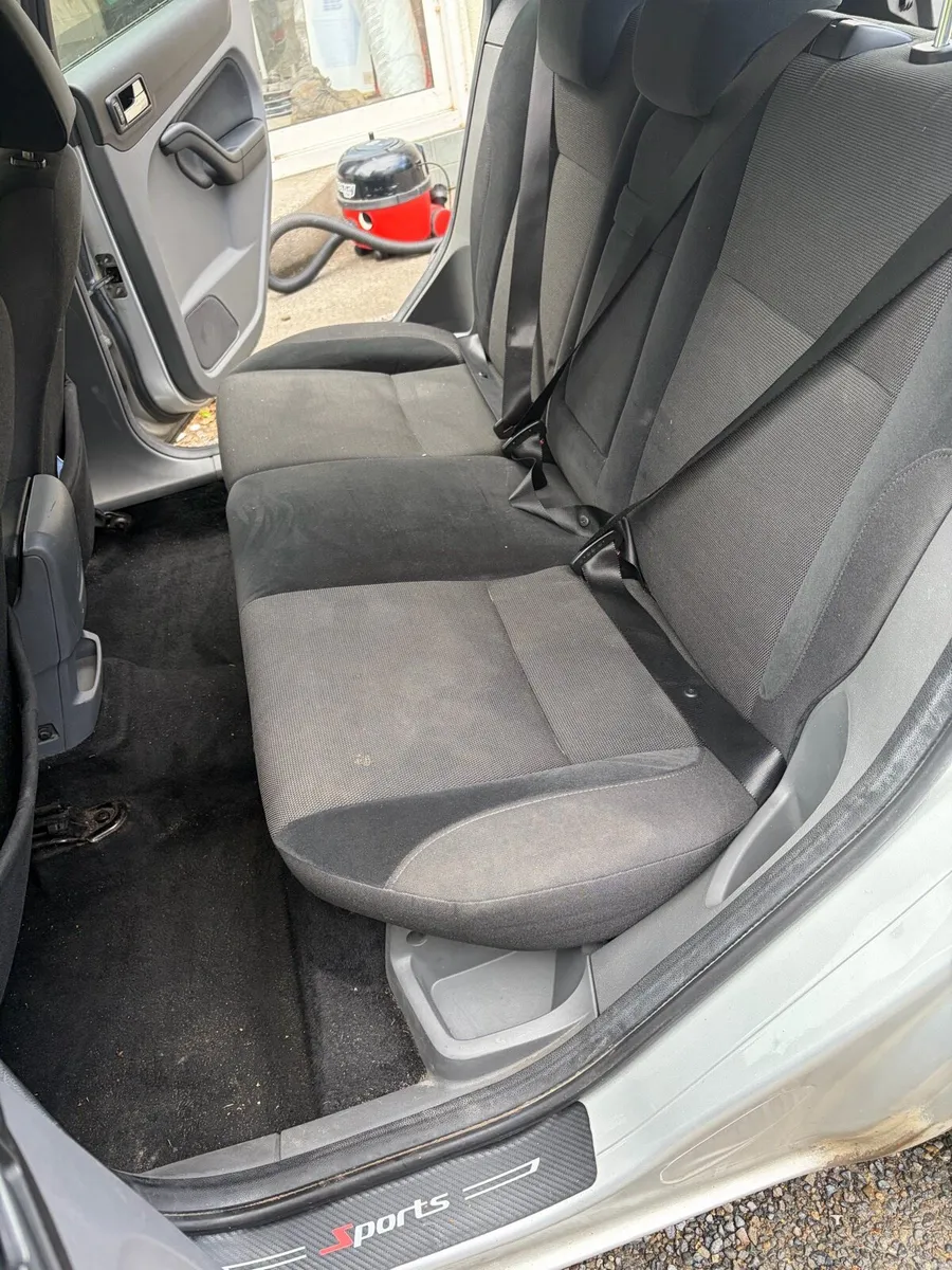 Ford Focus GHIA 1.8 Diesel - Image 6