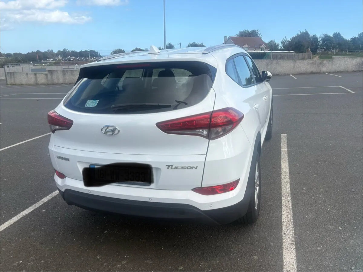 Hyundai Tucson 2016 EXEC HIGH SPEC NEW NCT - Image 4
