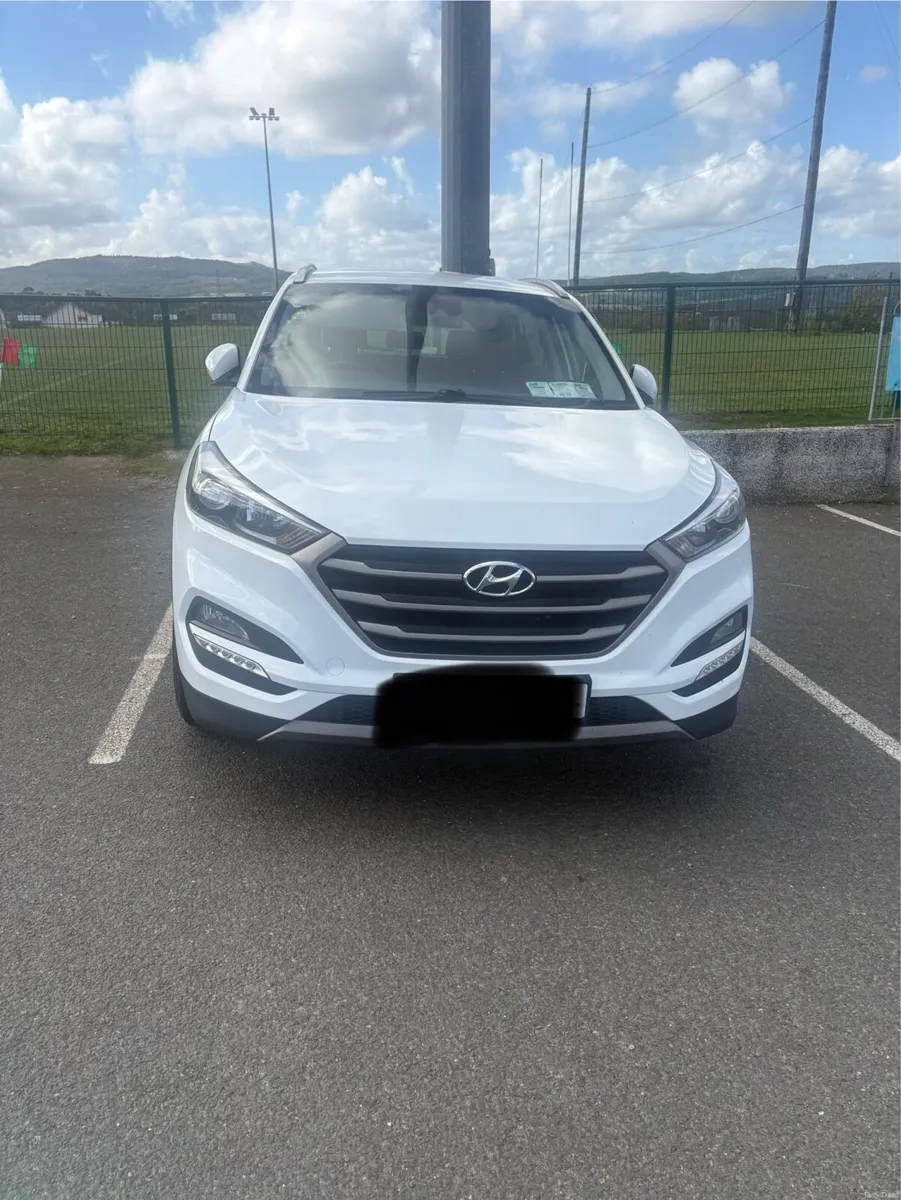 Hyundai Tucson 2016 EXEC HIGH SPEC NEW NCT - Image 2