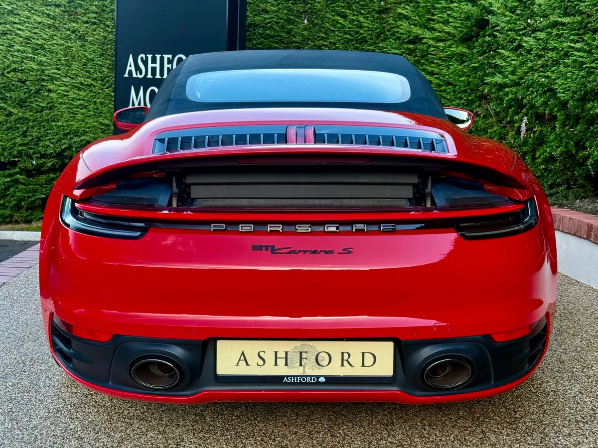 Porsche 911 S Cabrio 3.0 Great Spec Stunning - Image 4