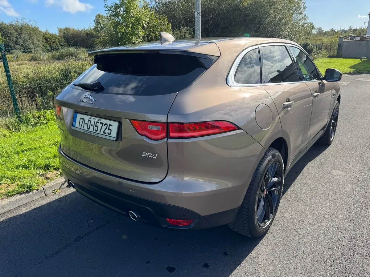 Jaguar F Pace 3.0 D - Image 4