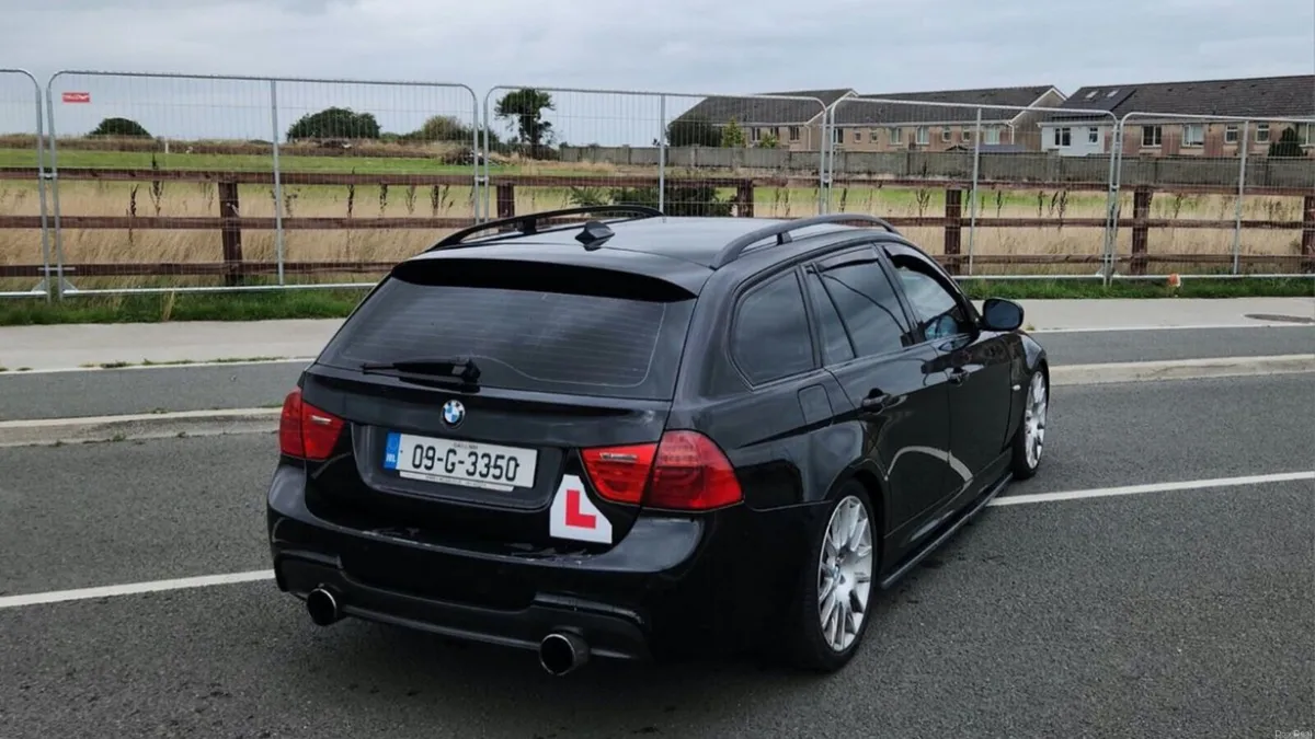 BMW 2009 E91 320d Touring M Sport - Image 3