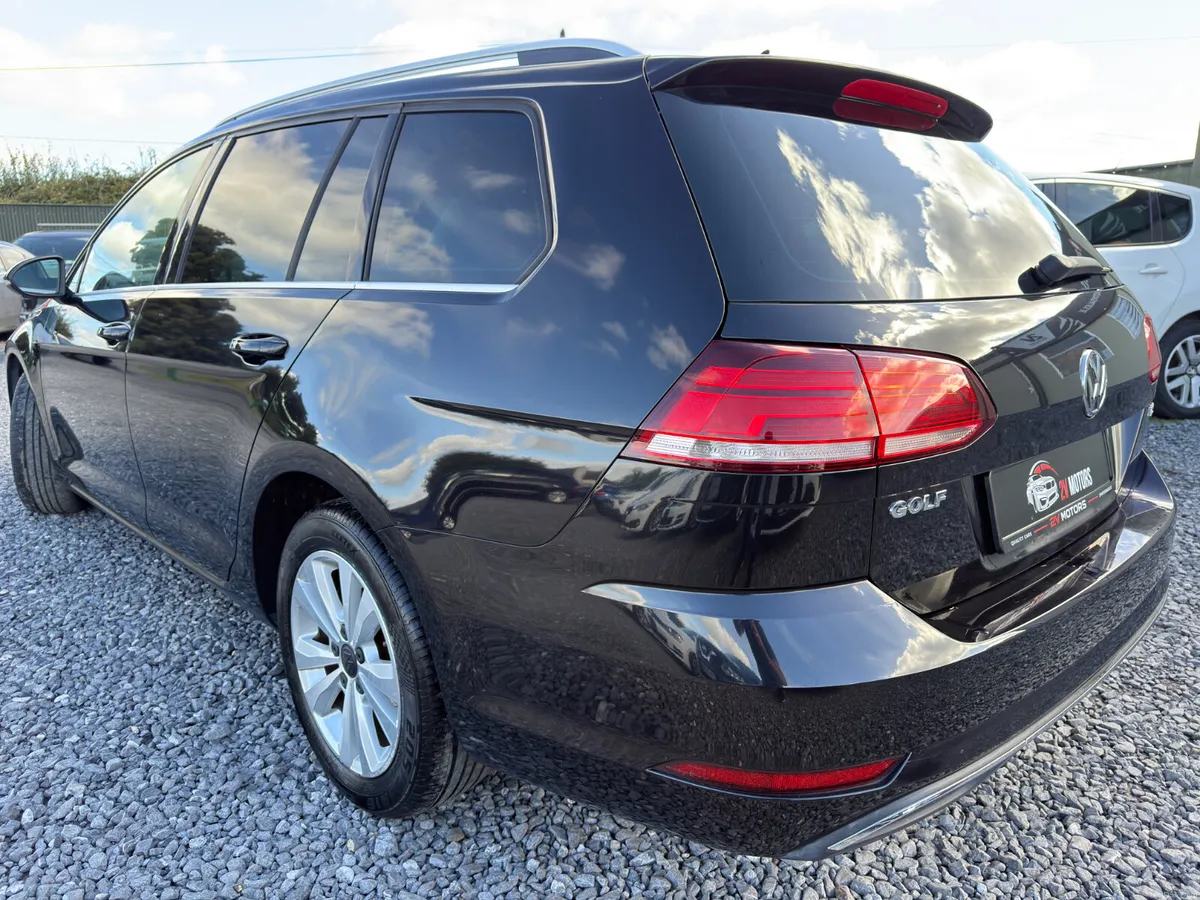 Vw Golf 1.2 Tsi COMFORTLINE Automatic - Image 4
