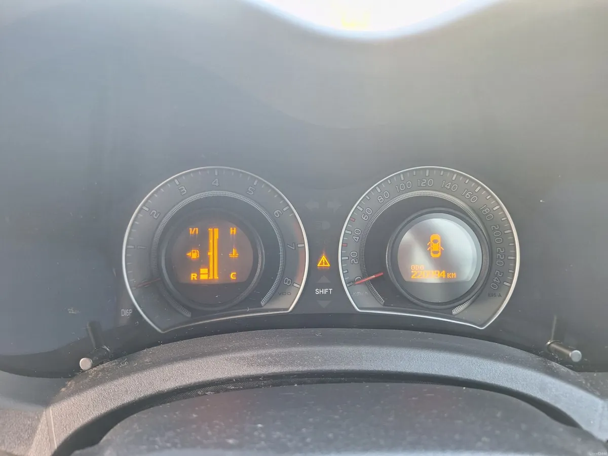 Toyota Auris 2007 - Image 3