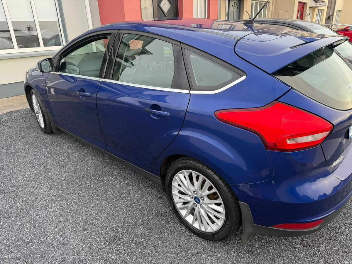 2016 Ford Focus - Image 5