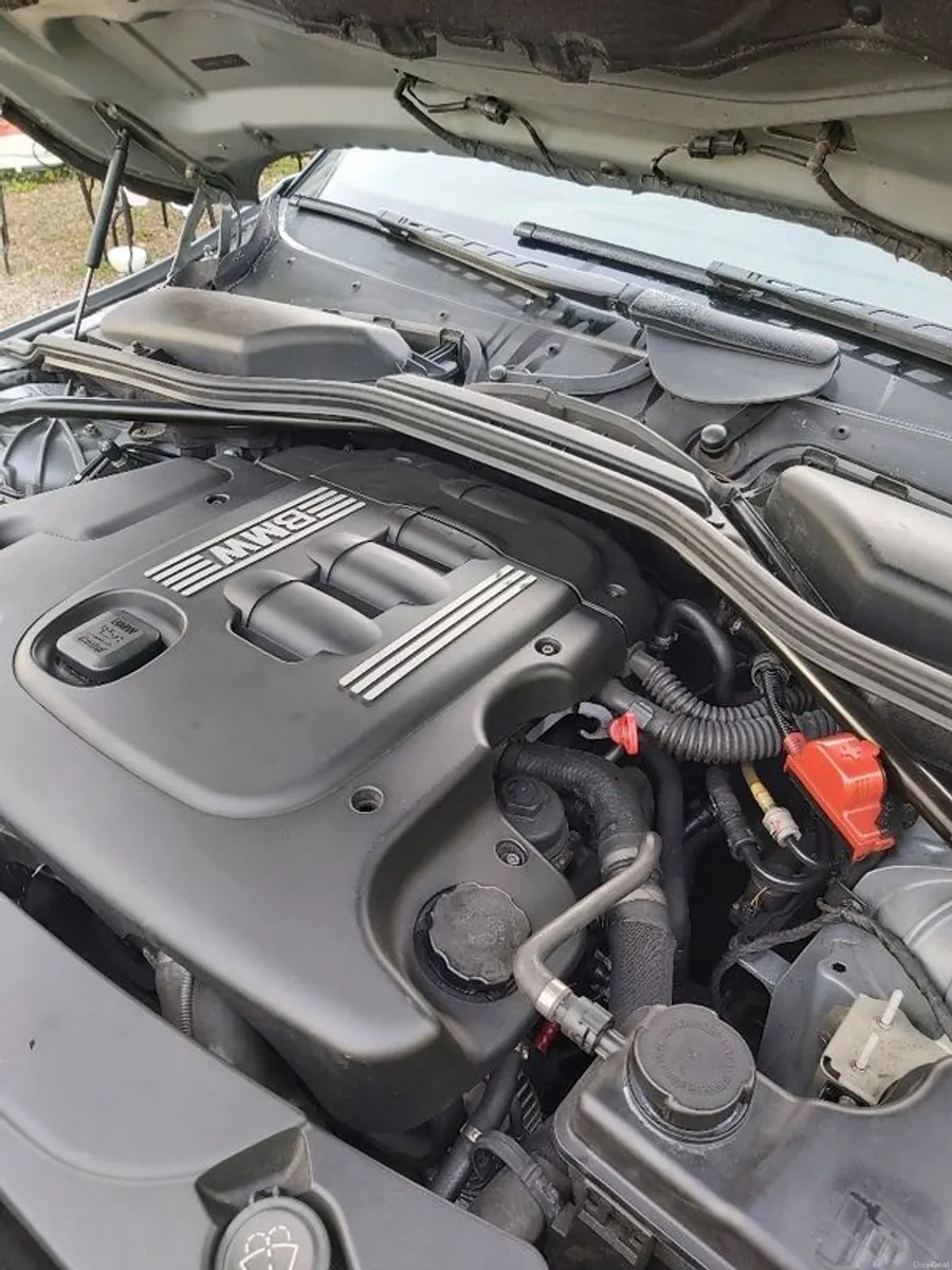 2007 Bmw 5-series - Image 2
